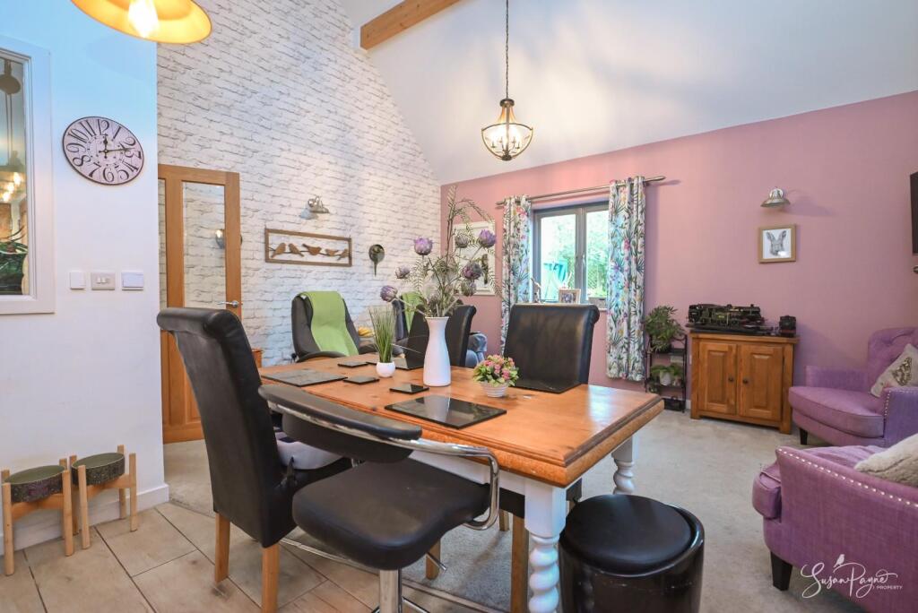 9 Puckwell farm-3.jpg