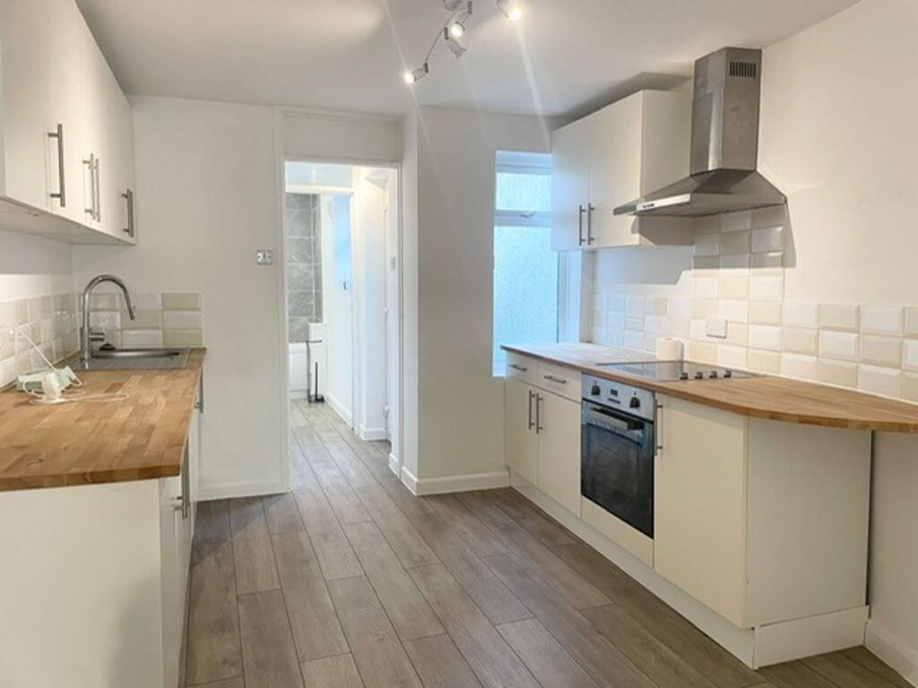 Parson Street, Teignmouth, TQ14