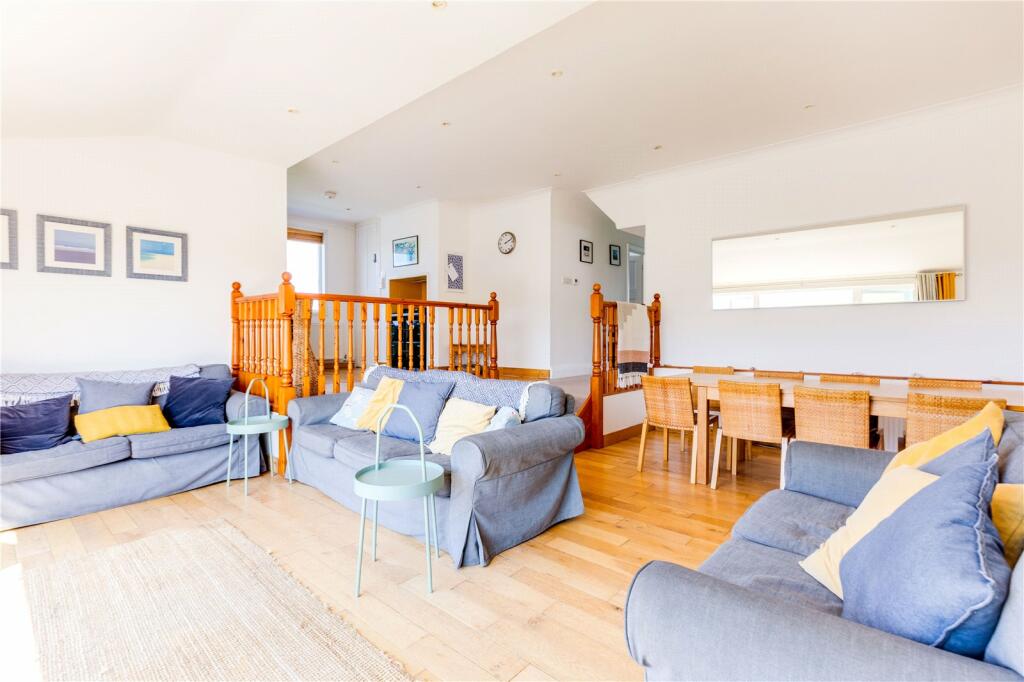 Sitting Dining Area