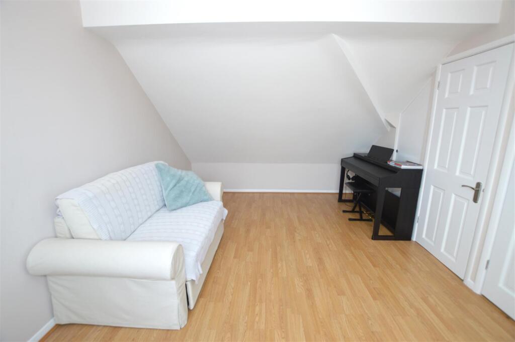 10 Shirley Drive loft room 2.JPG
