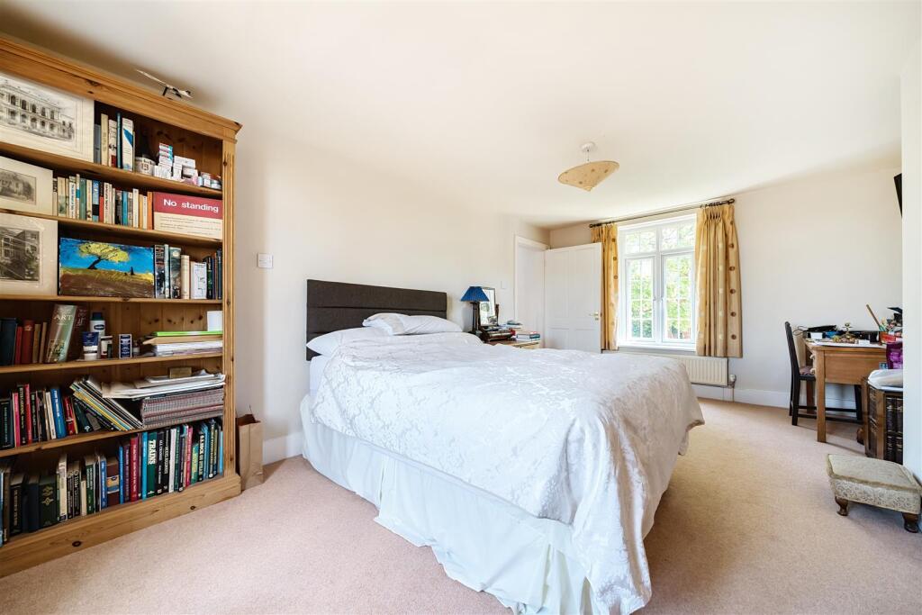Bedroom.jpg