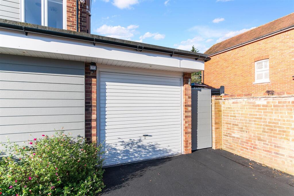 THE GABLES,7 - (20).jpg