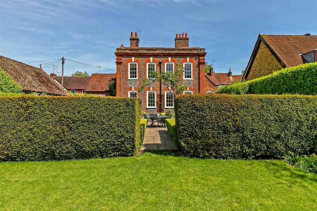 ManorGardenHouse_May24-47.jpg