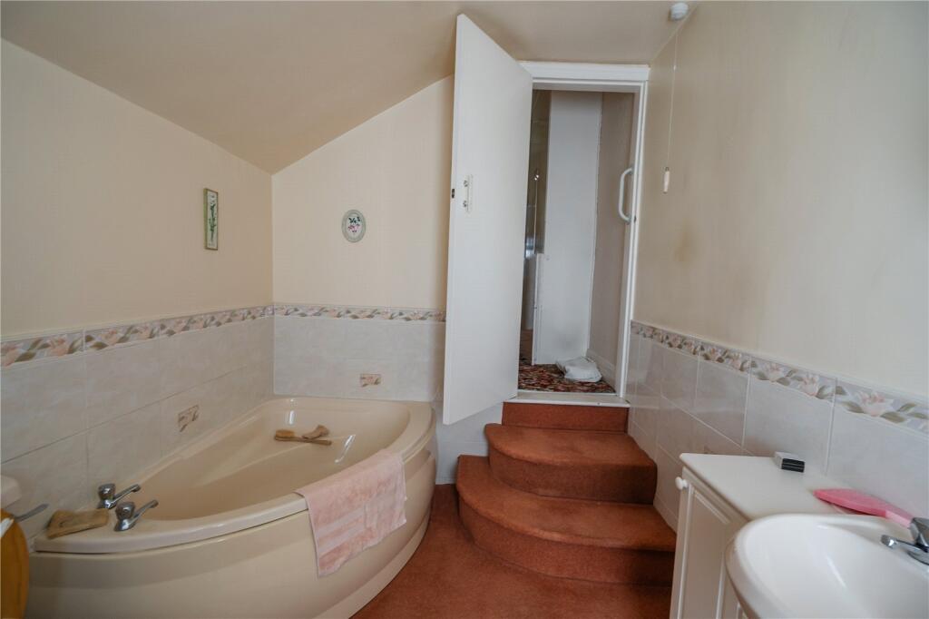 Bathroom (2)