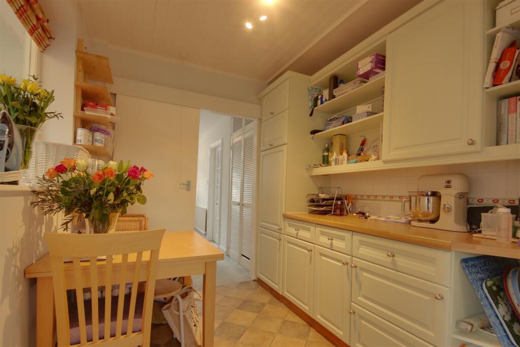 Gills Hill Lane, Radlett