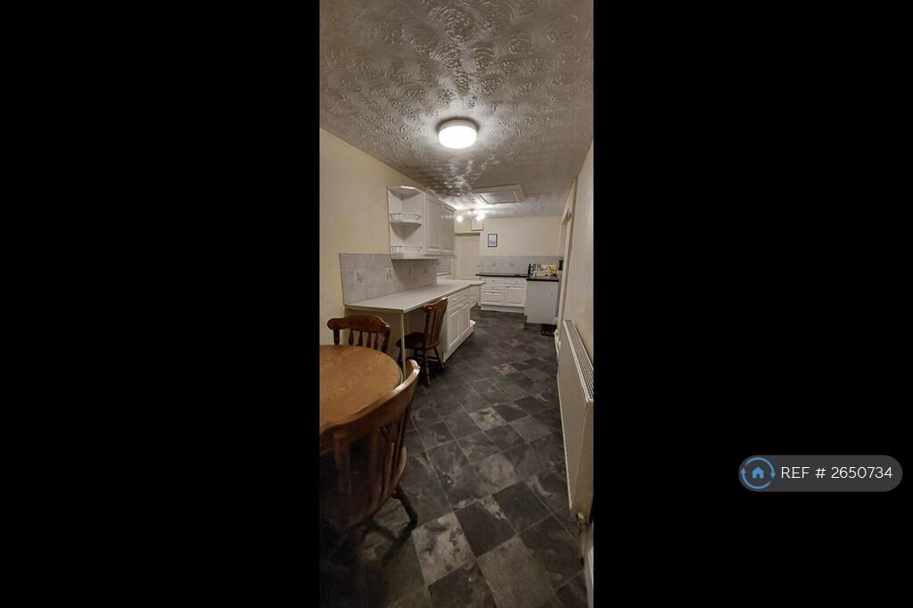 Communal Kitchen