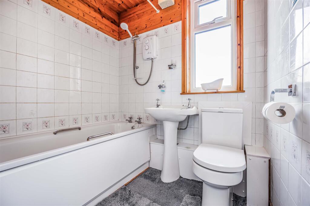 2 Wallington Road, Portsmouth-Small-PorticoMarketi