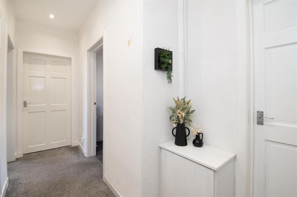 hallway.jpg