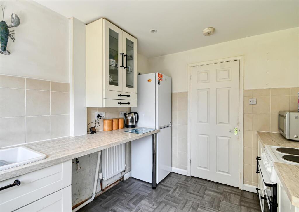 26 Greenfields Road-1.jpg