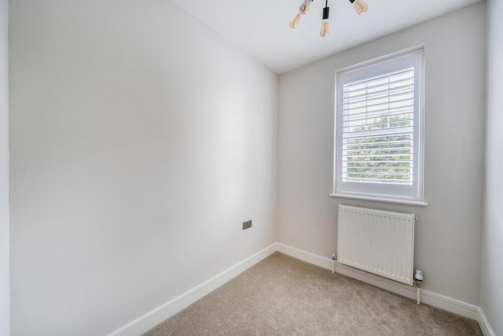 1346897-12-68b1a5...