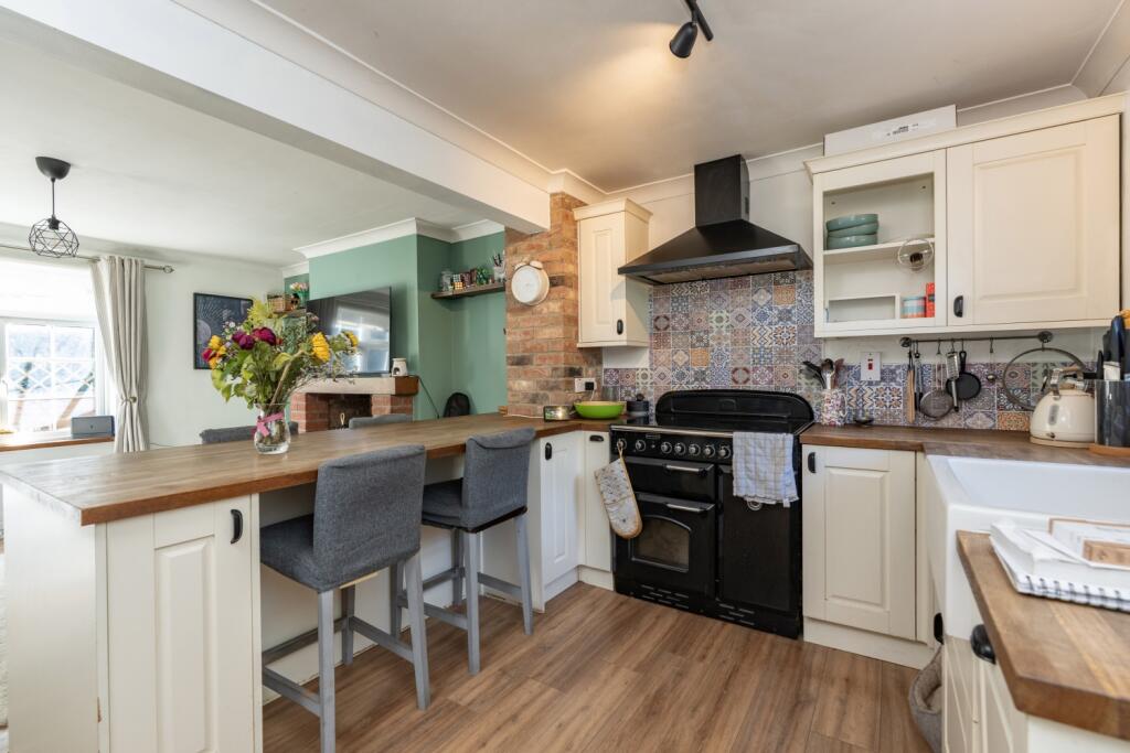 Breakfast Kitchen 