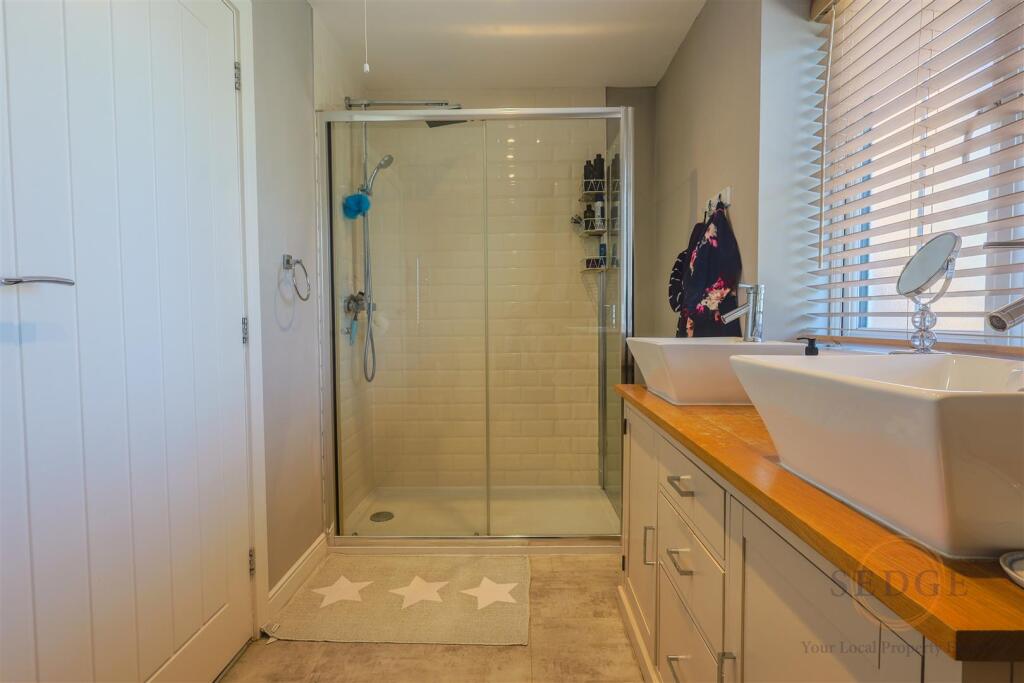 18 curch gate-18.jpg