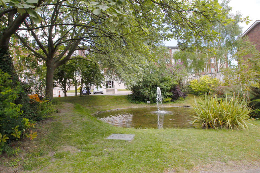 Lizmans Court