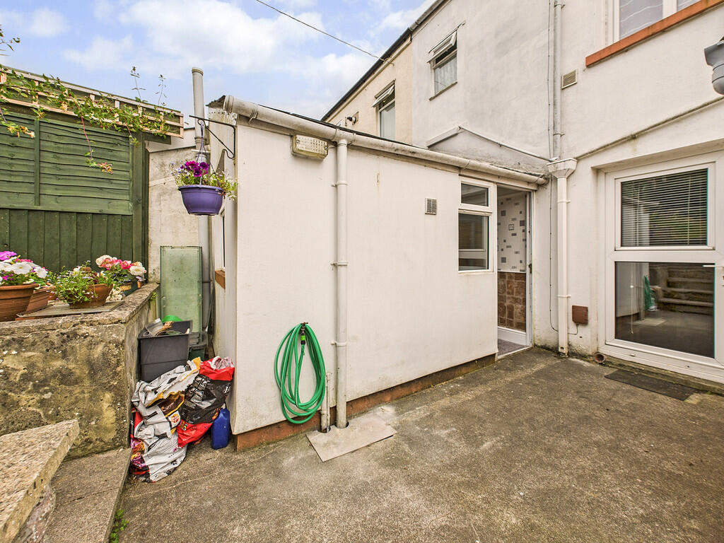 sketch_Ph7_610209...