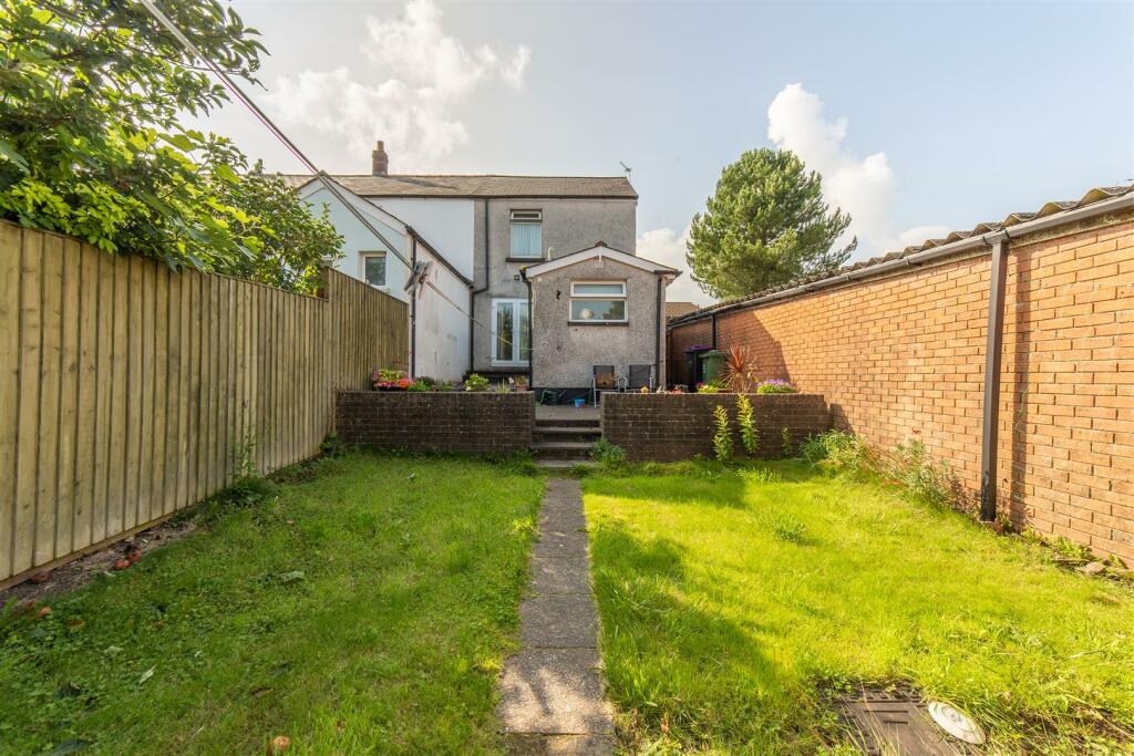 5 Gilwern Place-17.jpg