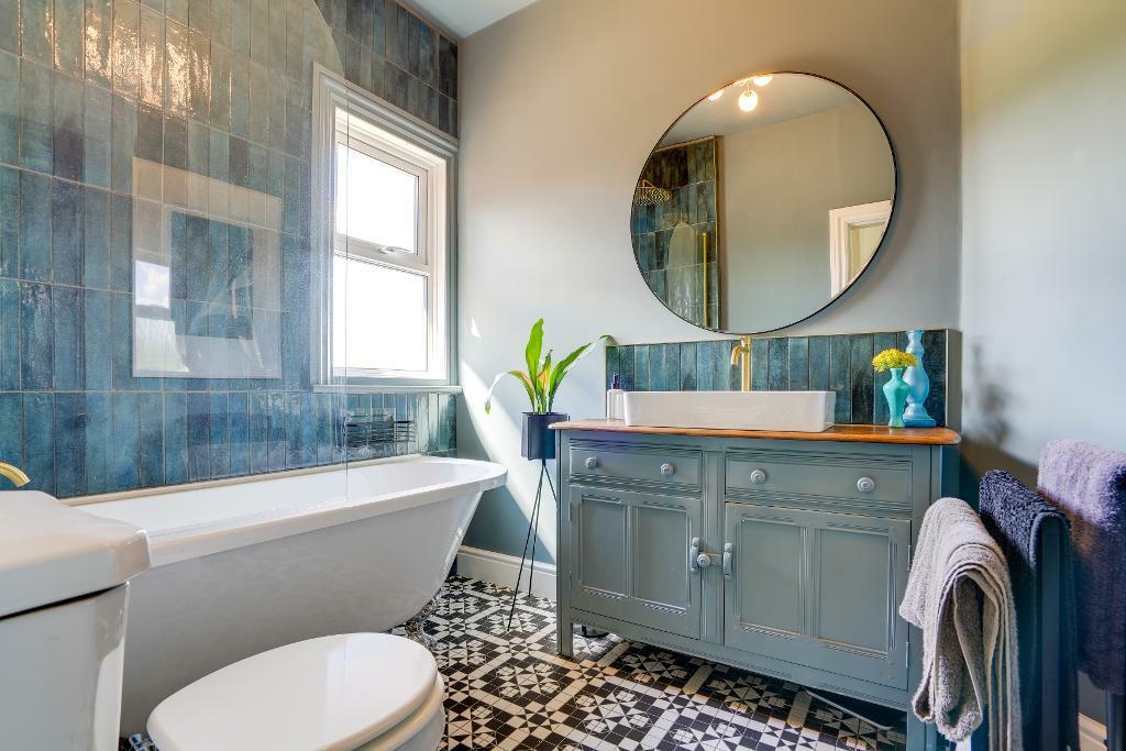 Family bathroom