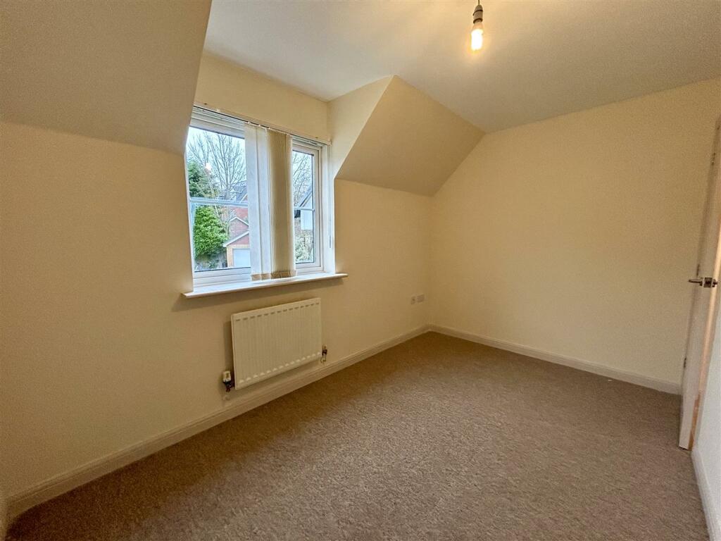 Bedroom 1.jpeg