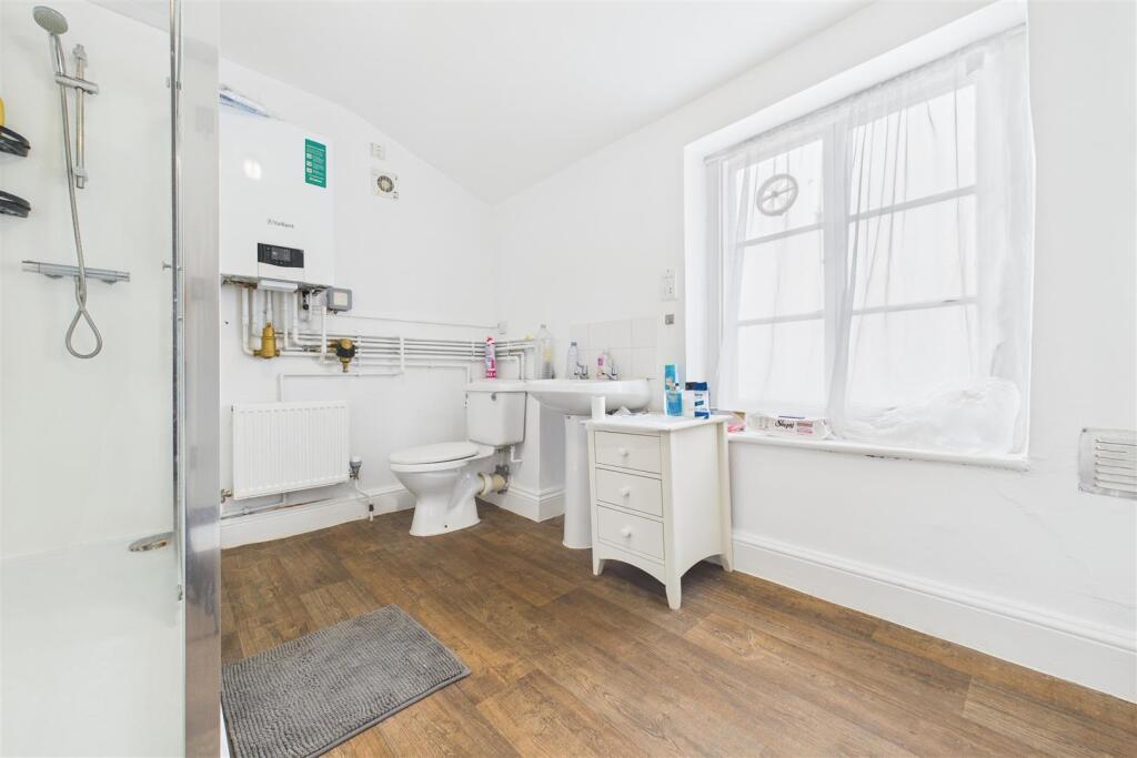 5 Osborne Villas, Kingsdown, Bristol, BS2 8BP | Fr