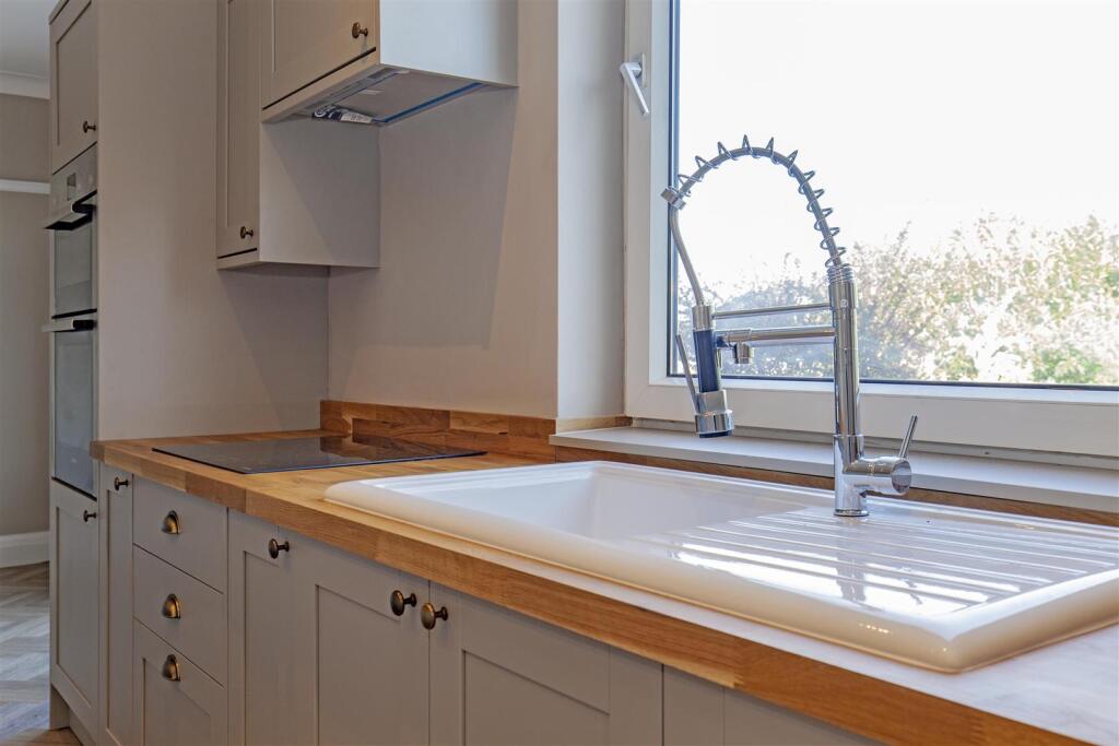 Kitchen-4.jpg