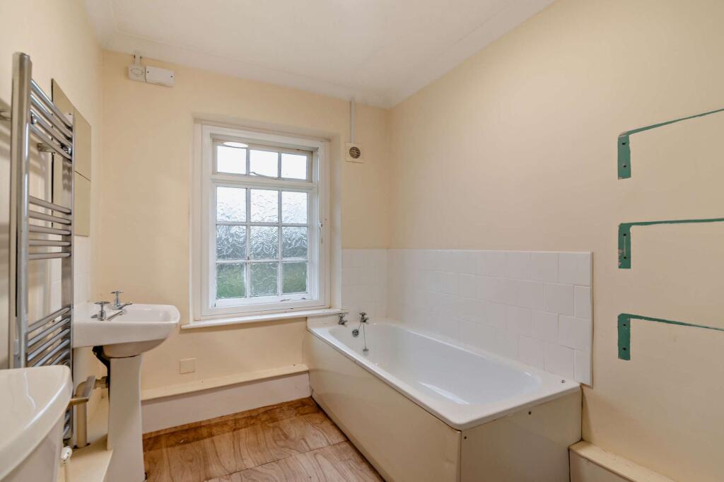 26 Pickburn Lane, Pickburn, Doncaster, DN5 7XF