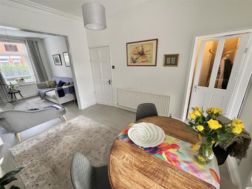 Dining Room Aspect 3