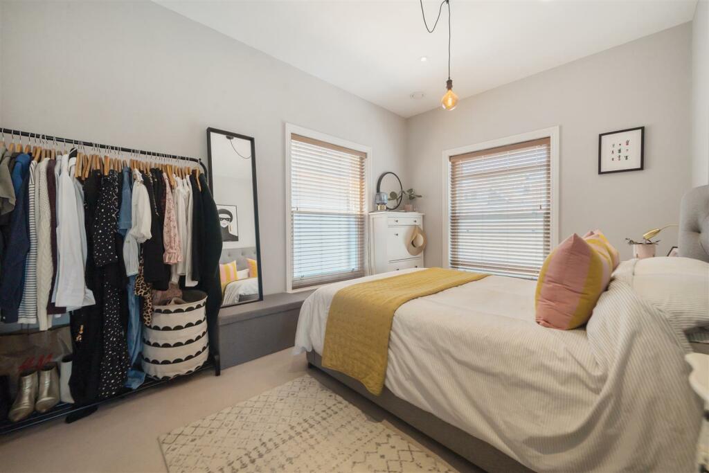 Master Bedroom .jpg