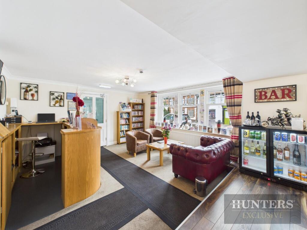 Bar/Reception