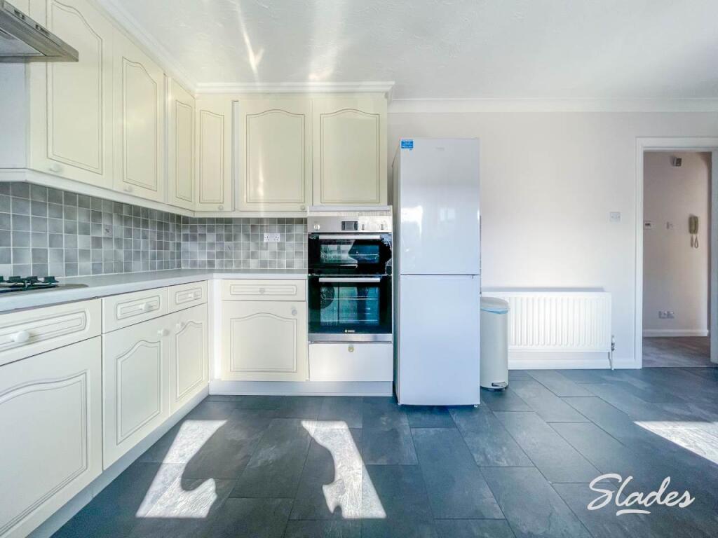 8 the courtyard kitc