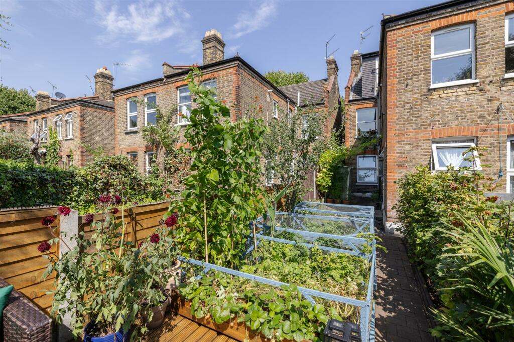 Blyth Road E17