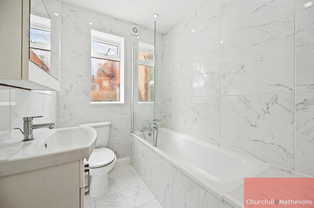 RCCHMAH- 46a St Marys Road- Bathroom 3 (1).jpg