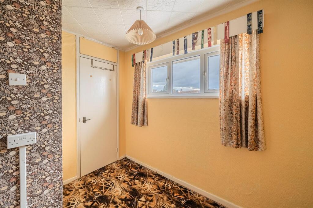 15 Field View Road-16.jpg