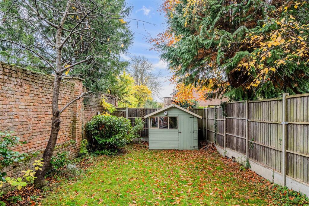 DORKING ROAD (4).jpg