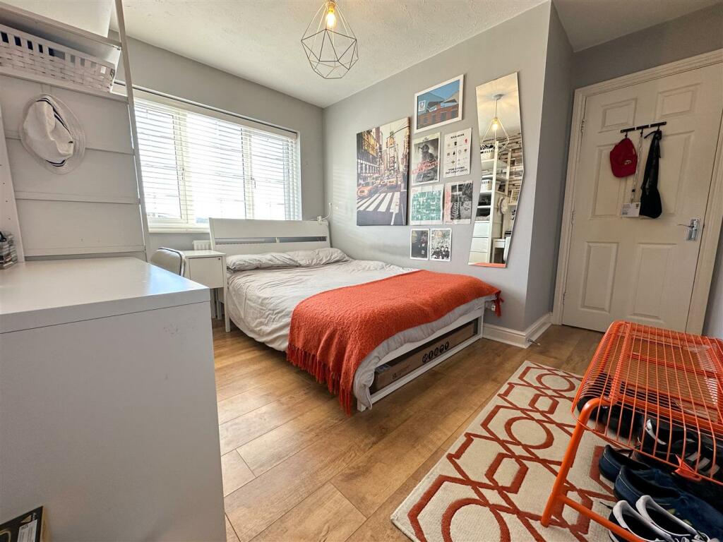 BEDROOM TWO