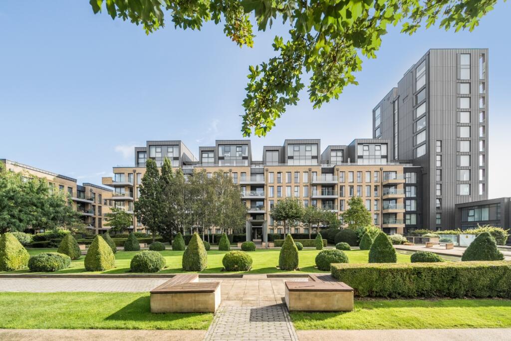 1349918-4-68b9a29...