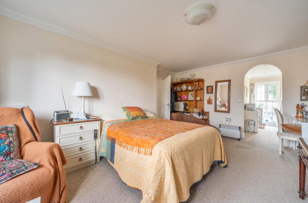 1376717-19-691700...