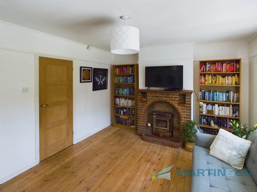 CAM02145G0-PR0016...