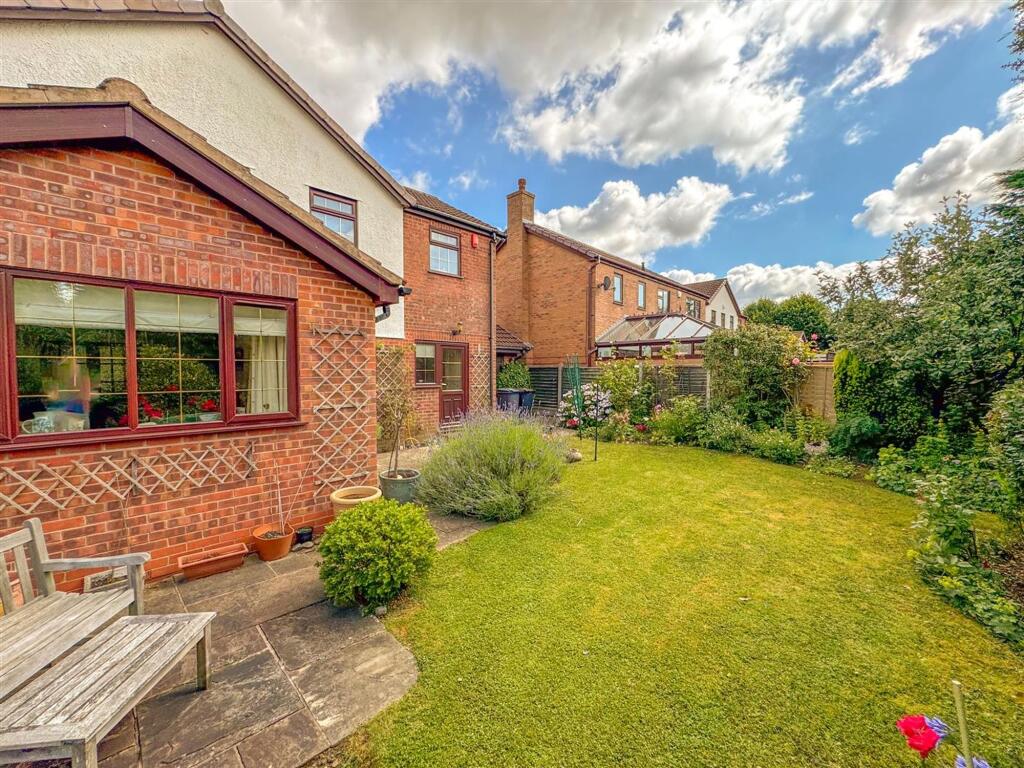 Hawk Close - Image-28.jpg