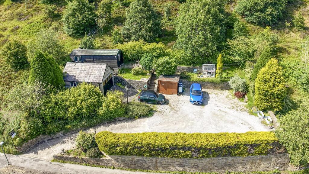 Land with Workshop &amp; Garage