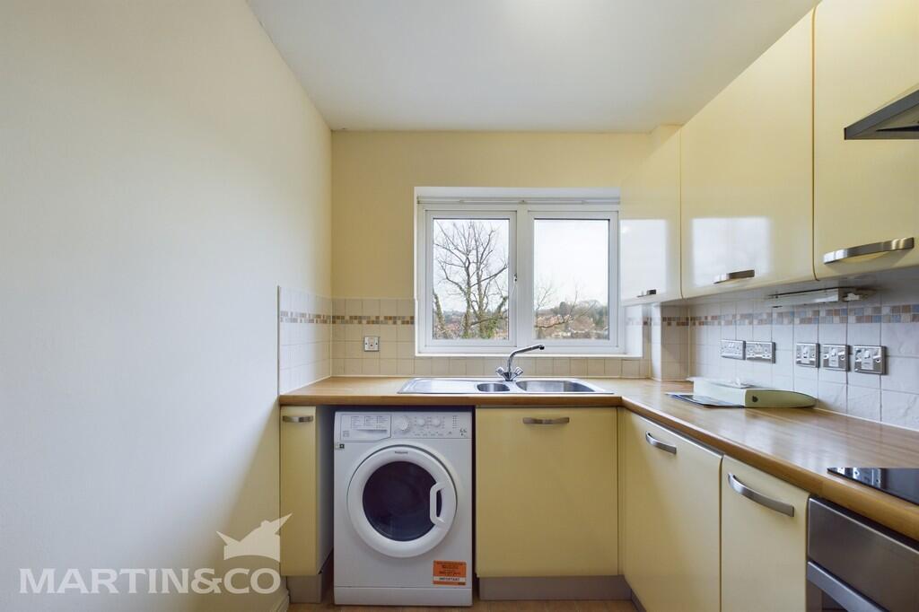 CAM01953G0-PR0043...