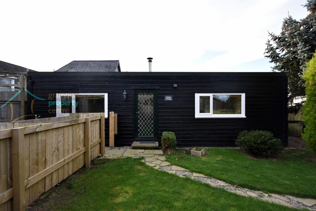 annexe outside.JPG