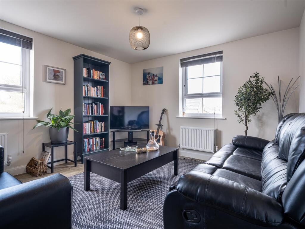 73 Gainey Gardens-14.jpg