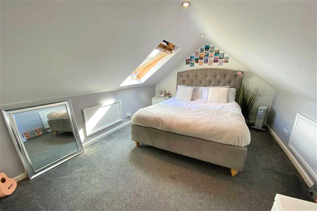 Loft Room/Occasional