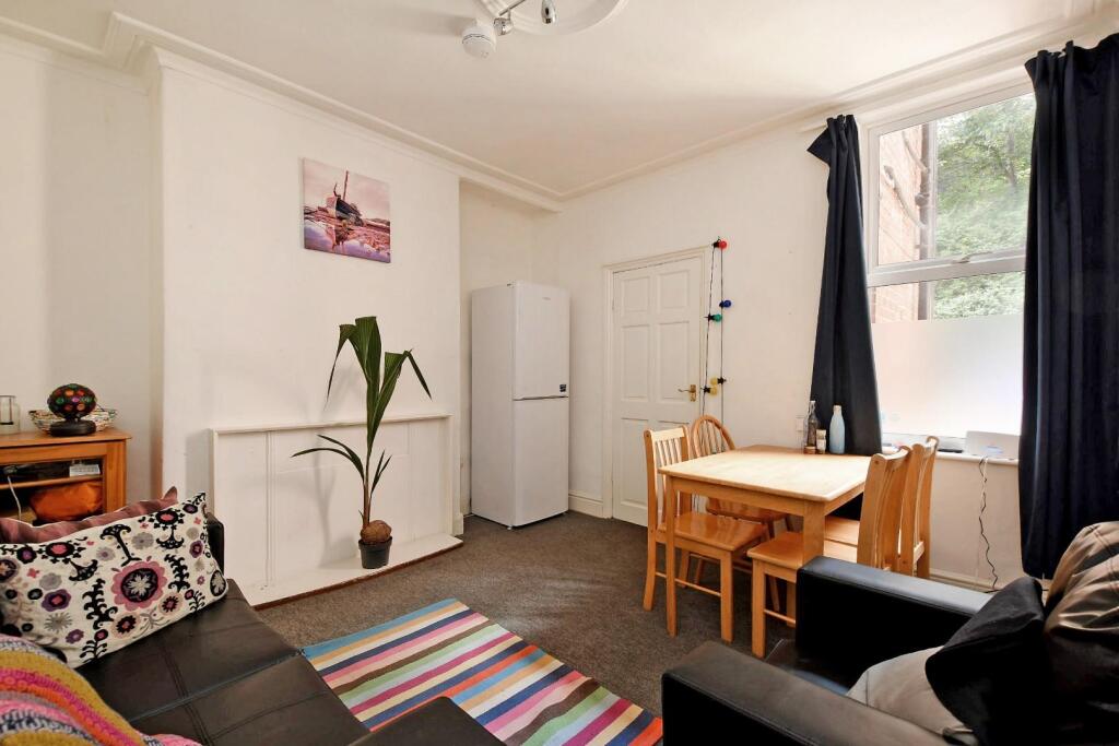 37 Barber Road, living room.jpg