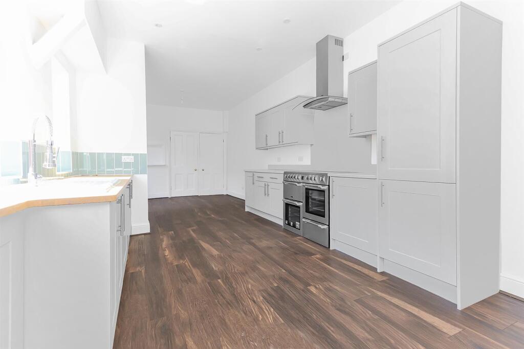 8 Elsee Road, Rugby (19).jpg