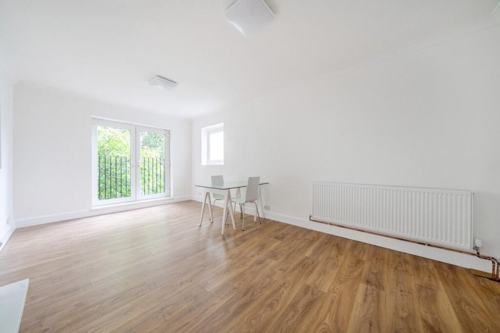 Southdown Avenue, Hanwell, London, W7