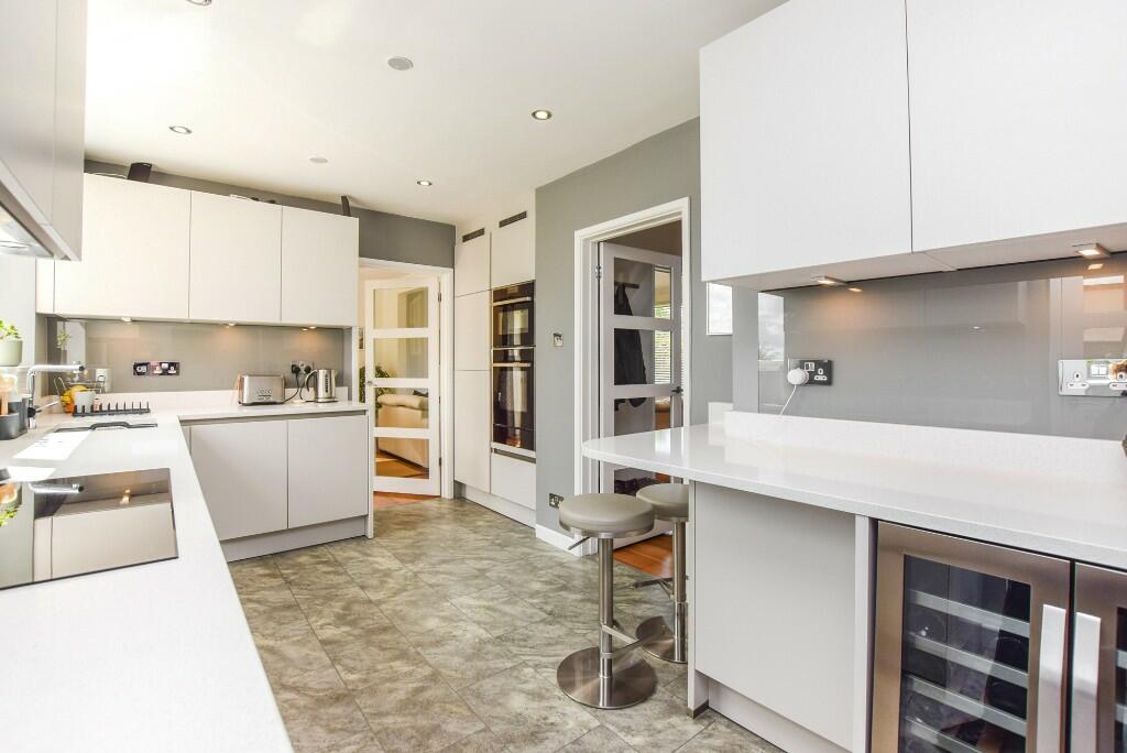 Modern kitchen