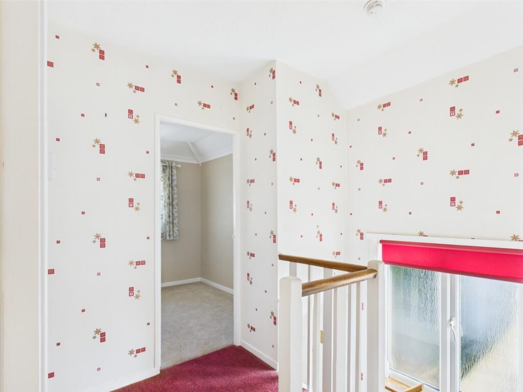 CAM01338G0-PR0104-STILL004