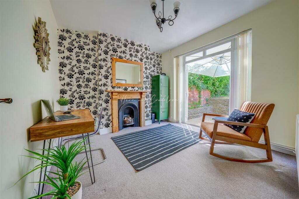 Lake Road West, Roath Park, HernCrabtree (33).jpg