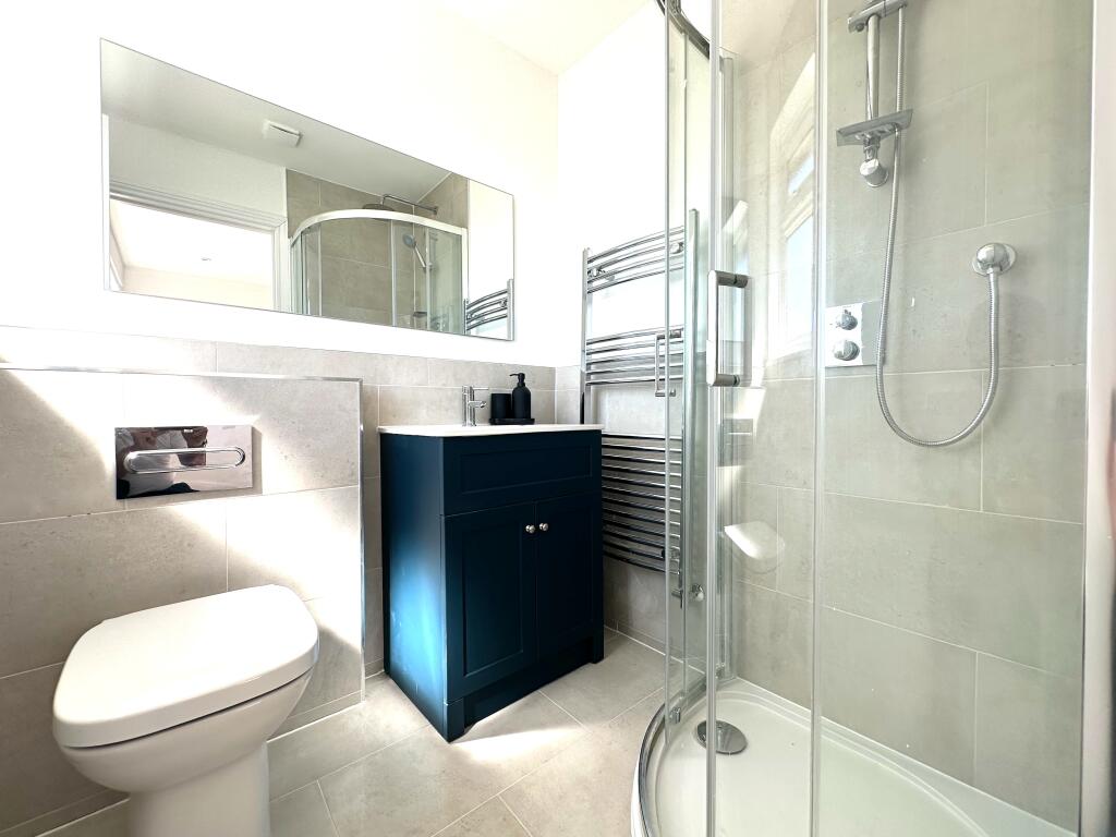 En Suite Shower Room