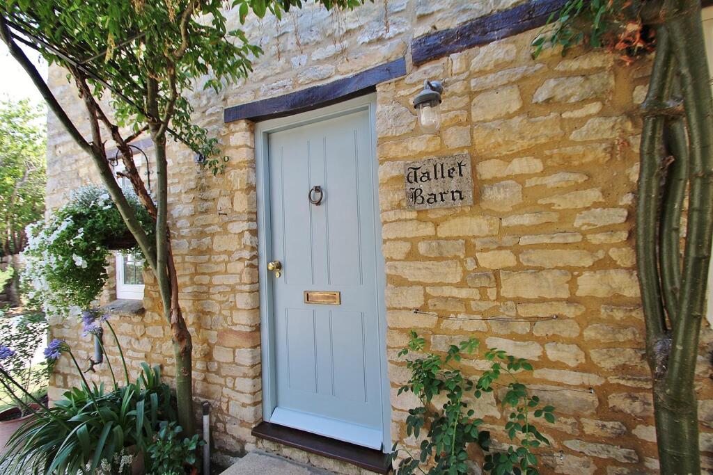 Tallet Barn Front Door.JPG